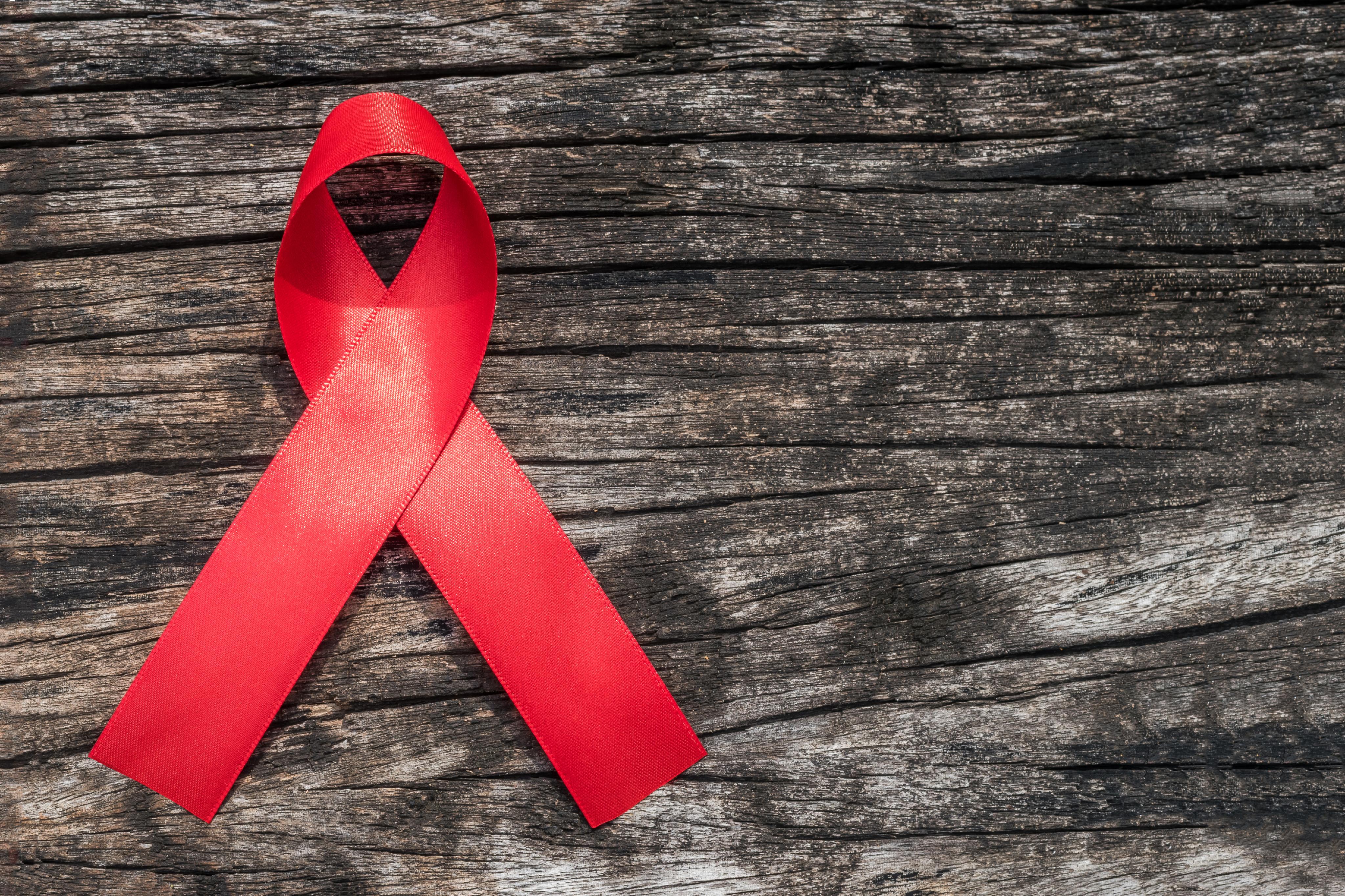 HIV/AIDS | HIV | HIV Symptoms | AIDS | MedlinePlus