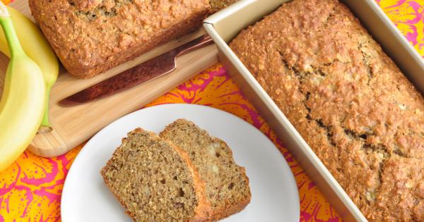 MedlinePlus: Banana Oatmeal Bread