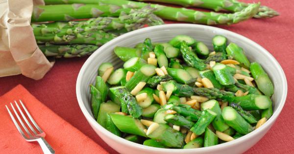 MedlinePlus: Ginger Almond Asparagus