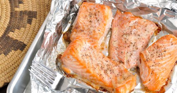 MedlinePlus: Oven Baked Salmon