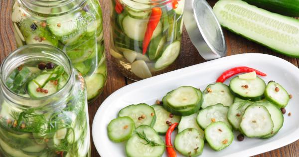 MedlinePlus: Refrigerator Pickled Cucumbers