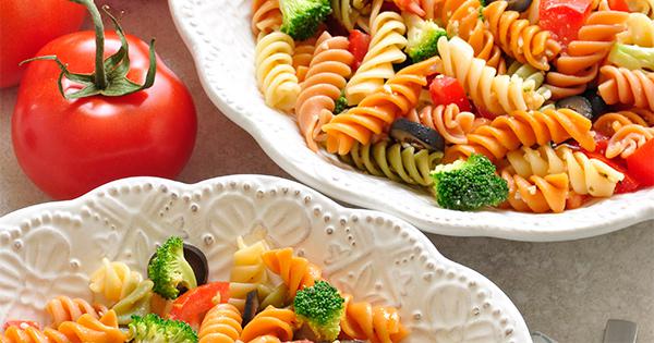 MedlinePlus: Tomato Pasta Salad