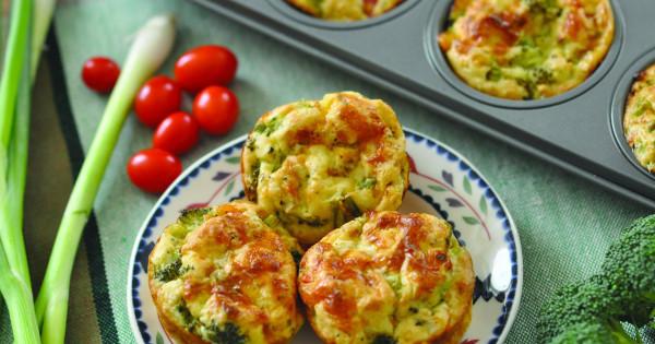 MedlinePlus: Veggie Quiche Muffins
