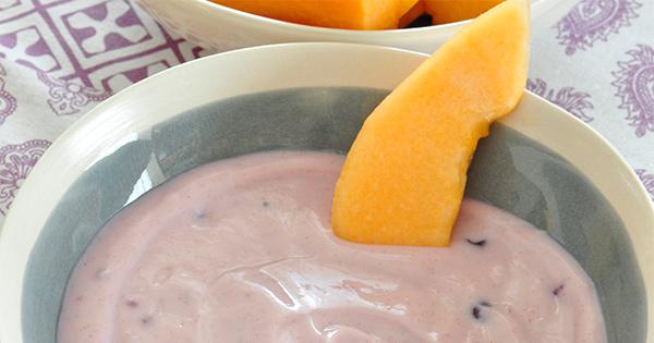 MedlinePlus: Yogurt Fruit Dip